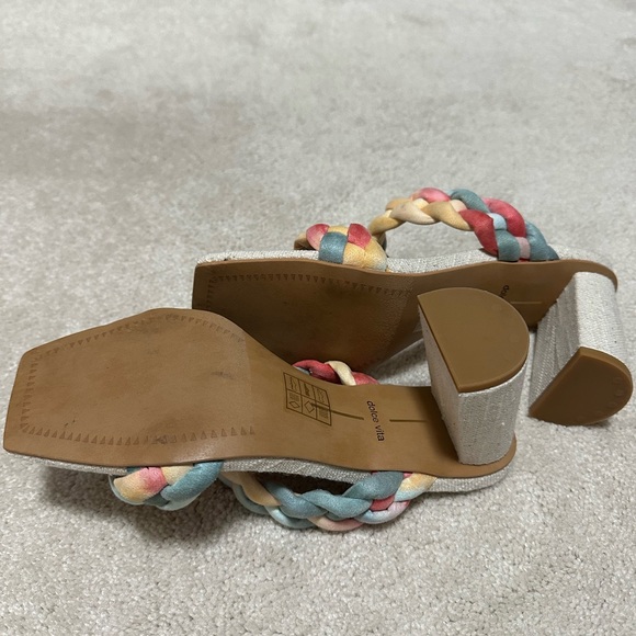 Like New Dolce Vita Sandels - Picture 2 of 3